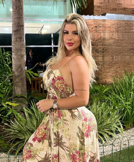 Julia Polowczyk model best pic