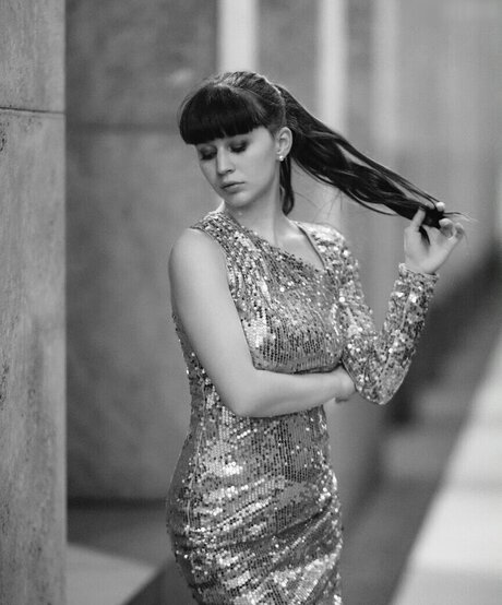 famous female onlyfans perfect photos