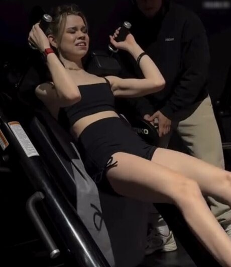 Lea Peach model porn photo