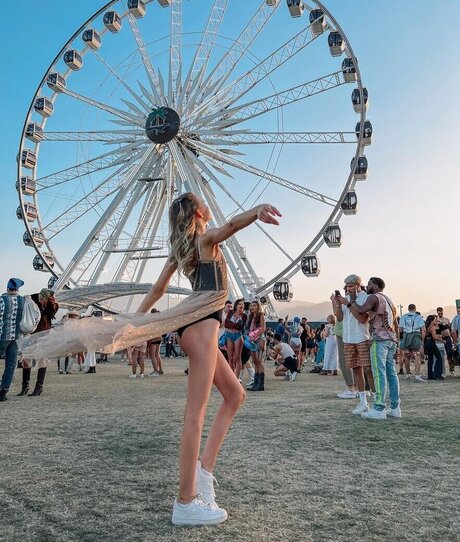 Lea Peach adult star photos