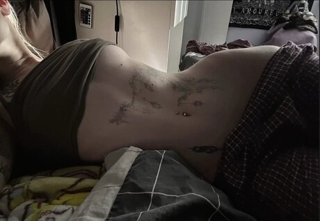 vwnrottie nudes pornstar image