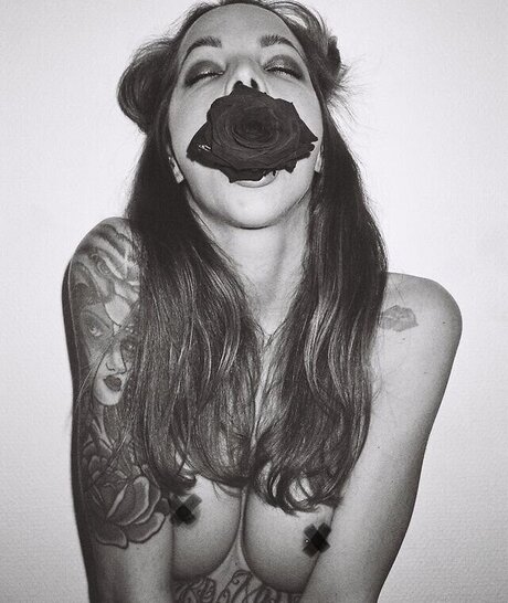 bonnie kraviz naked star picture