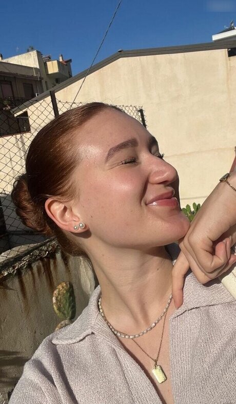 __samjio model hd photo