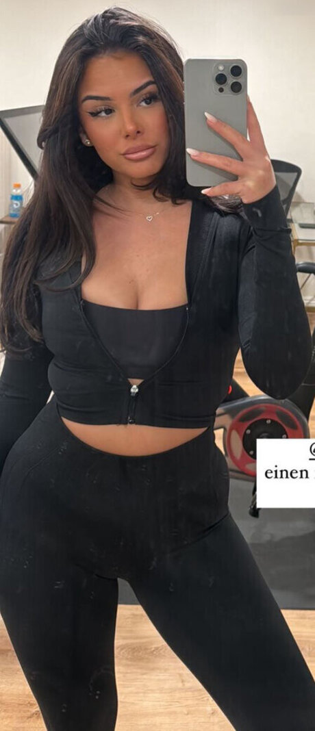 Jasmin Azizam nice star archive