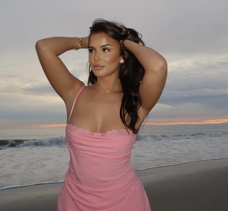 Jasmin Azizam xxx star pics