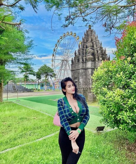 Pamela Safitri model xxx archive