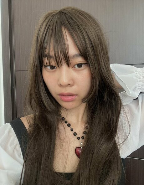 miceraa xxx pornstar gallery