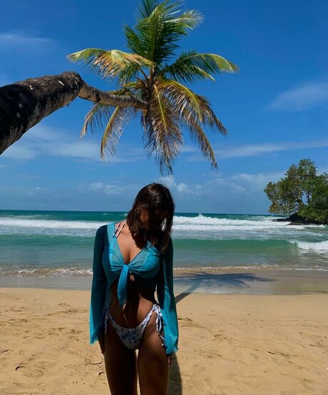 lisashnk high quality actress gallery