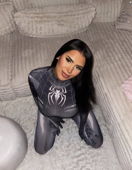 Romy Luisa star adult pictures