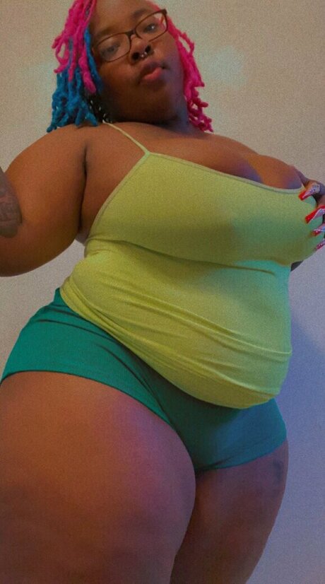 Kissmykittkatt model hot pic