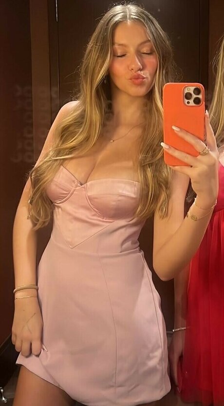 Mia Steele star best pic