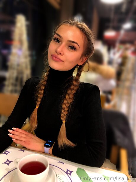 Lisa Key model perfect pic