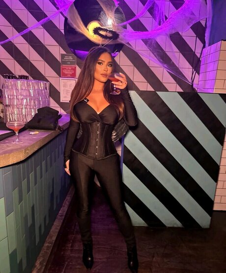 Maddison Maye nice model pics