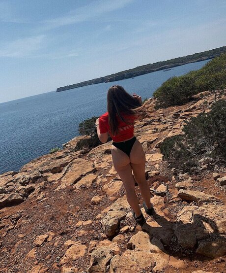 Izzy Swin erotic pornstar archive