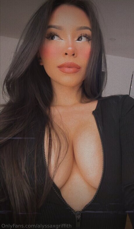 Alyssa Griffith hd model gallery