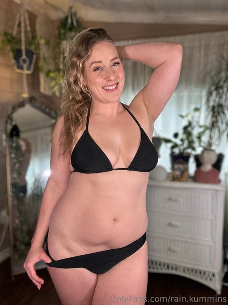 rain kummins hot star images