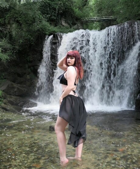 gothbynight model high quality img