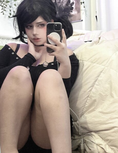 Meerxxxx star adult pictures