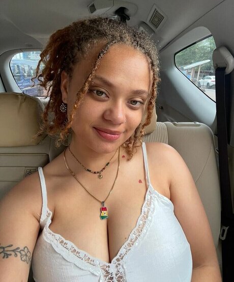 Lexcova model porn photo