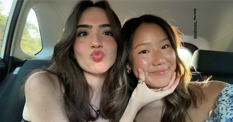 Gabriela Bee naked model image