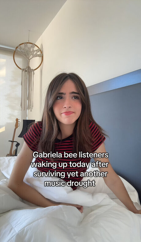 Gabriela Bee star erotic pictures