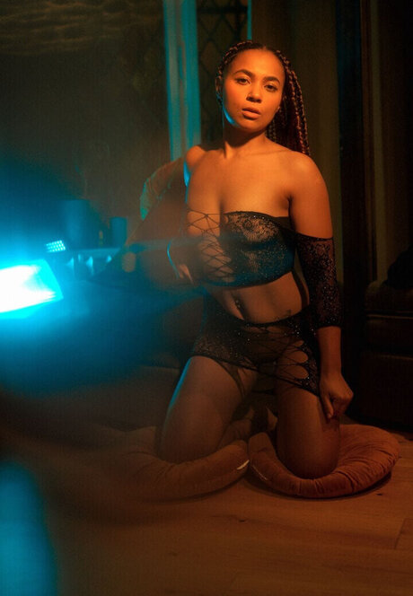 graefiin melanin free model galleries