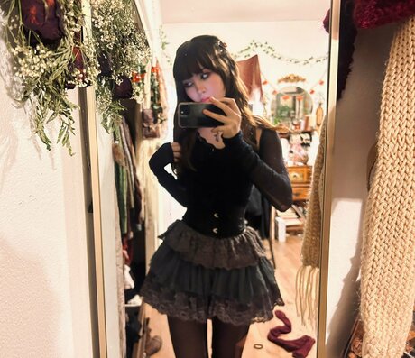 Moongirlevie porn actress images