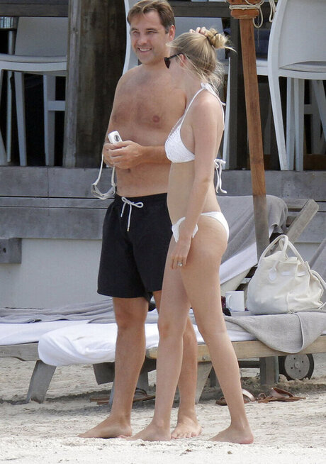 Lara Stone top actress pictures