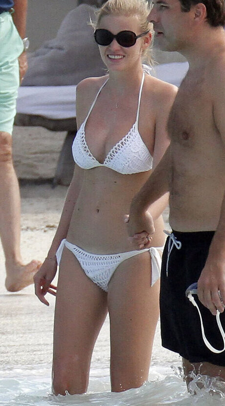 Lara Stone hd model image