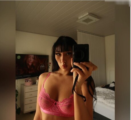 Tr yaz star nude archive