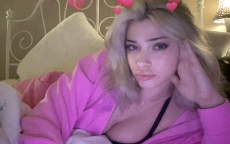 Lola Visage pornographic model archive