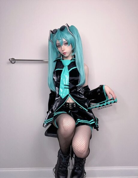 Duckie Cos model xxx picture