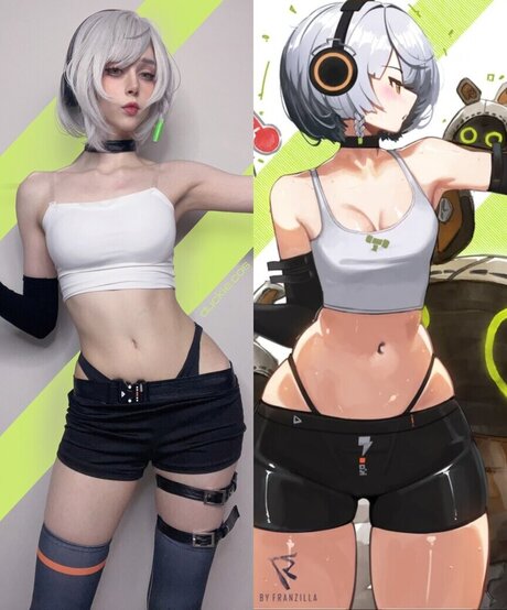 Duckie Cos hot actress pic