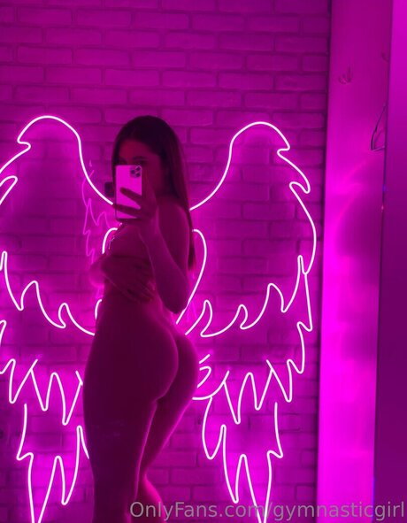 gymnasticgirl pornstar perfect photo