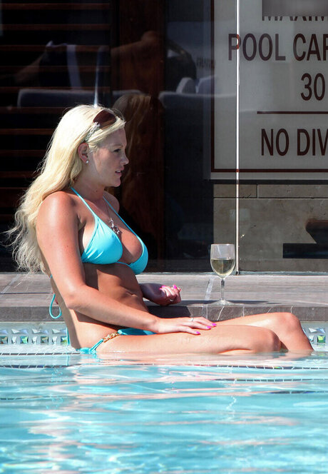 Megan Hauserman pornstar naked photo