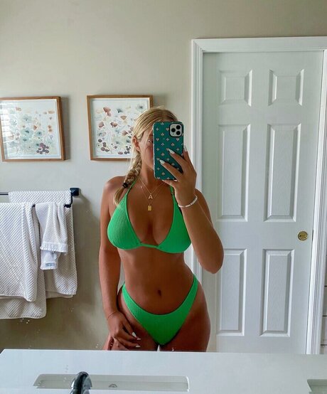 Grace Gavio star nudes image