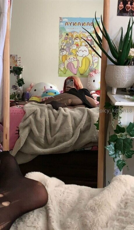 a very2 2 Profile pic