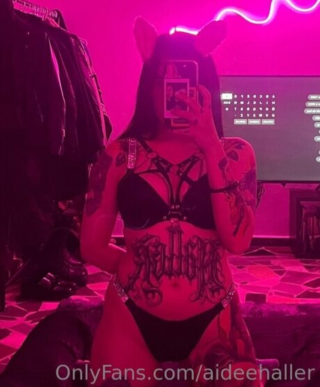 Aidee Haller exclusive model archive