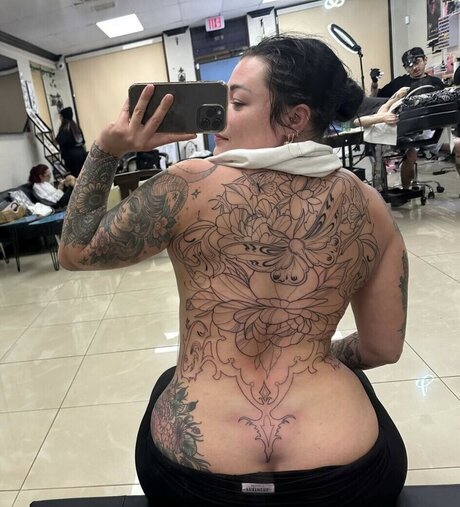 Hopemfnoe pornographic actress pictures