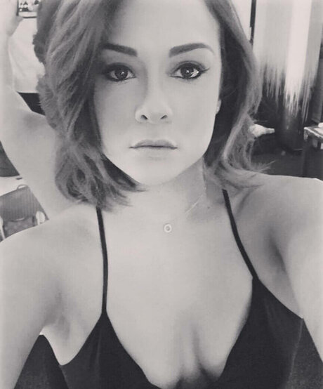 Alisa Reyes star sexy images