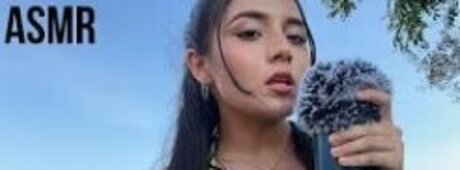 Alme ASMR model perfect photo