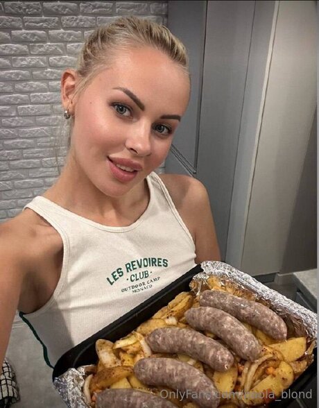 Paola blond free pornstar archive