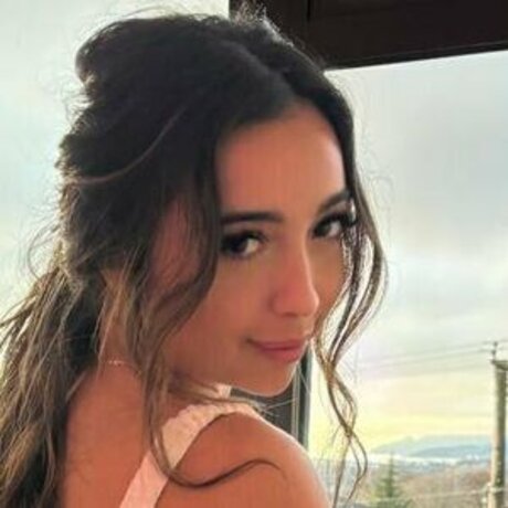 Em psaila star high quality picture