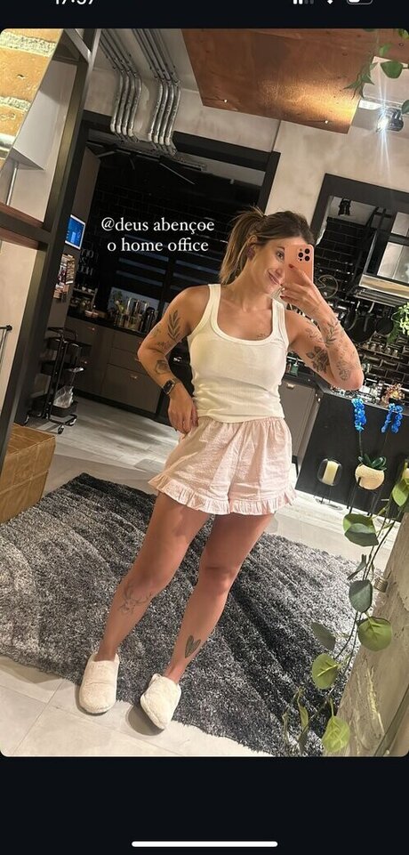 Mari Palma star nude photos