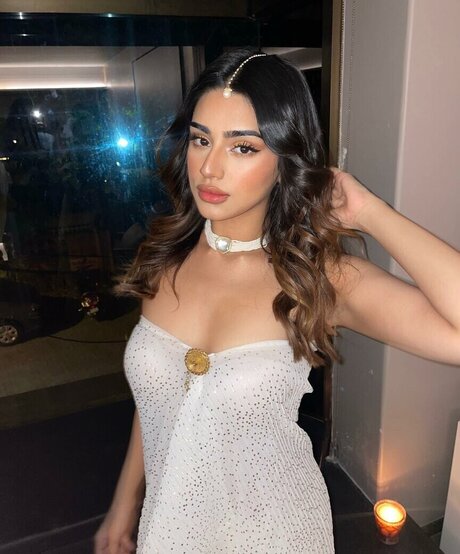 Pakhi Gadh model naked archive