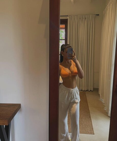 Pakhi Gadh pornstar exclusive photos