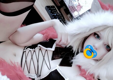 nadecola9 pornstar nude pic