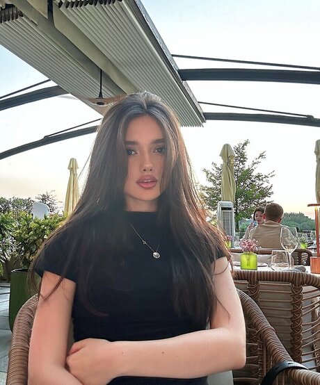 mildixs actress photos