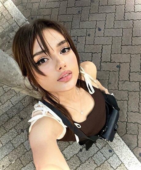 mildixs hot model pictures