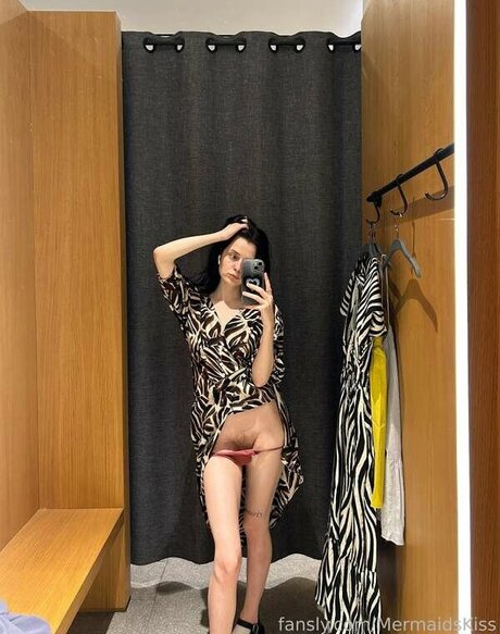 Mermaids Kiss hot star archive